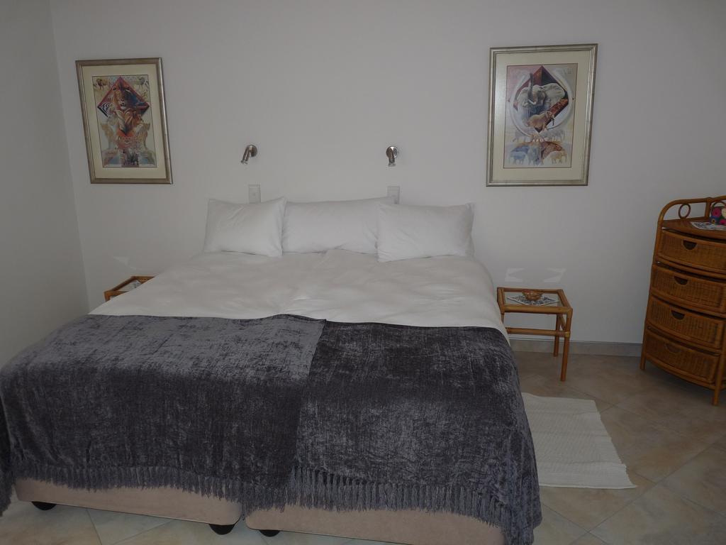 Meikes Pensión Swakopmund Habitación foto