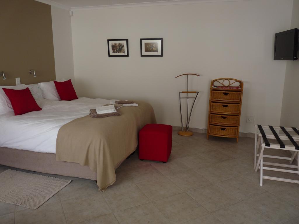 Meikes Pensión Swakopmund Exterior foto